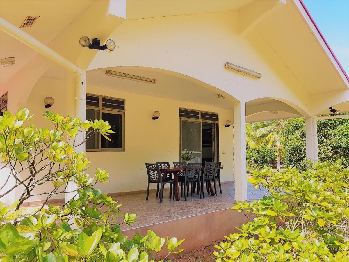 Villa Huahine - Tipanier House à Haapu Extérieur photo